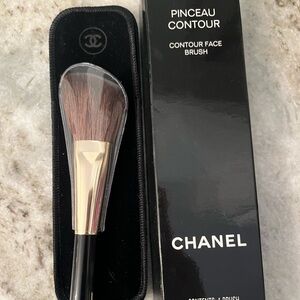 CHANEL pinceau contour makeup brush contour face brush 10 new in box